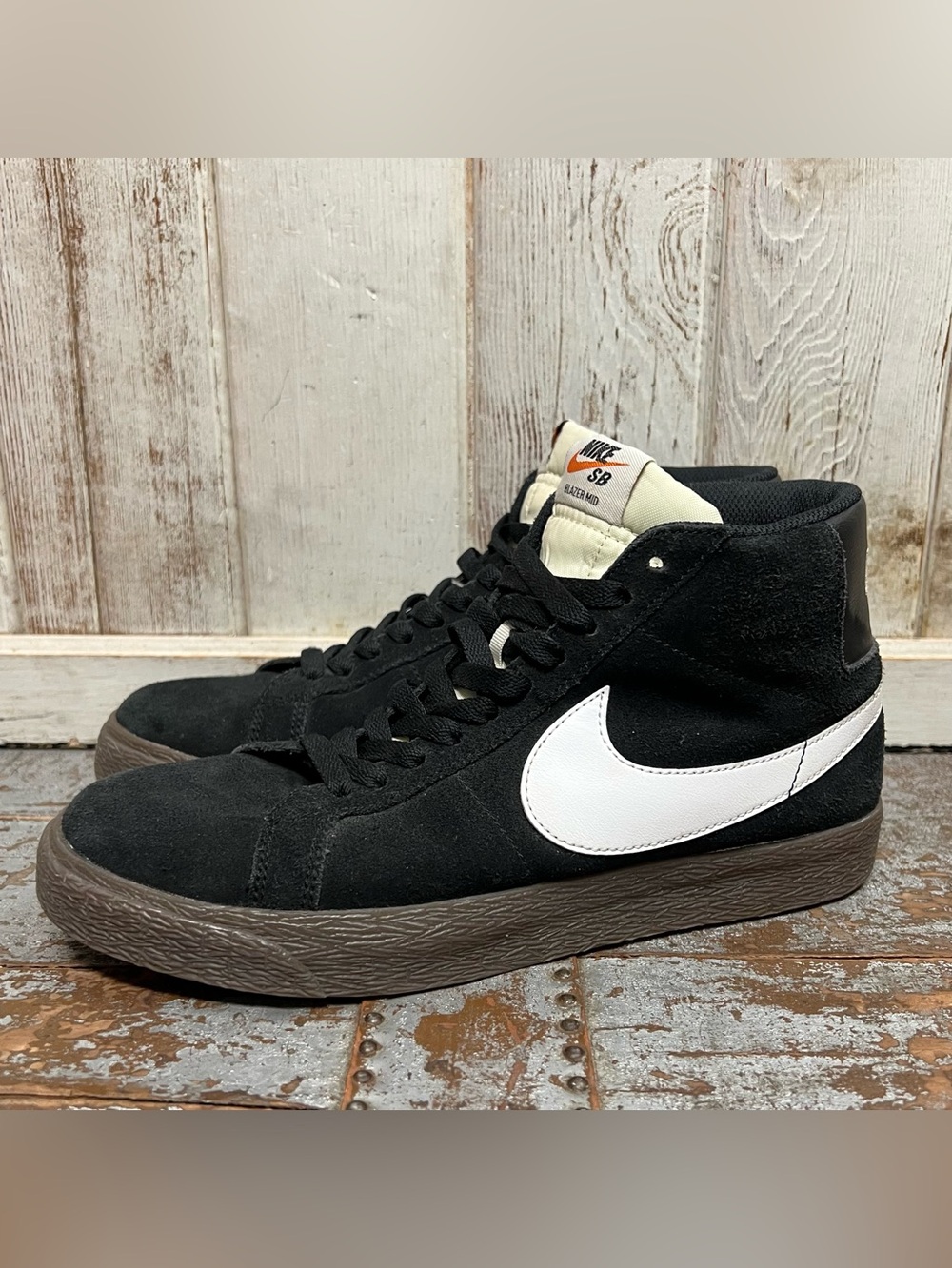 Nike SB Zoom Blazer Mid Sneakers Black Dark Gum